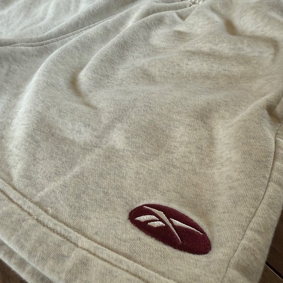 Reebok Women’s AE BR Fleece Shorts | Size Small | Perfect Condition - Picture 6 of 10